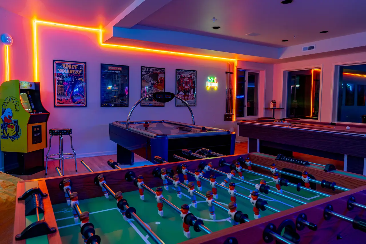 Welcome to the Entertainment Head Quarters!